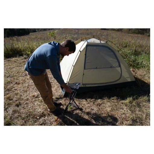 ALPS Taurus 2-Person Outfitter 二人用 テント Taurus 2-Person Dome-Style Tent with Full-Coverage Fly and