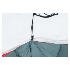 Alps Mountaineering Pinnacle Quilt +35º -US Camping Equipment Sales Shop pinnacle quilt bungee closeup